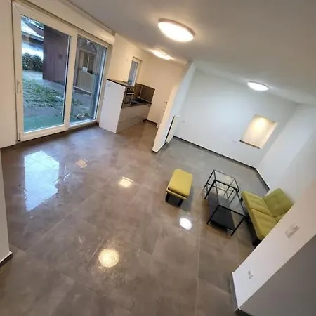 75 M2 Innenstadt *